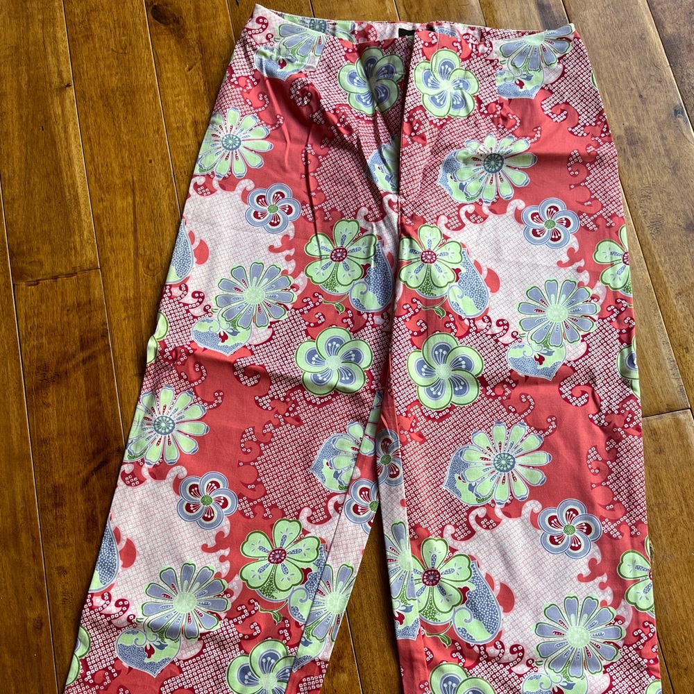 NWT Mossimo stretch pants size 4 great summer print